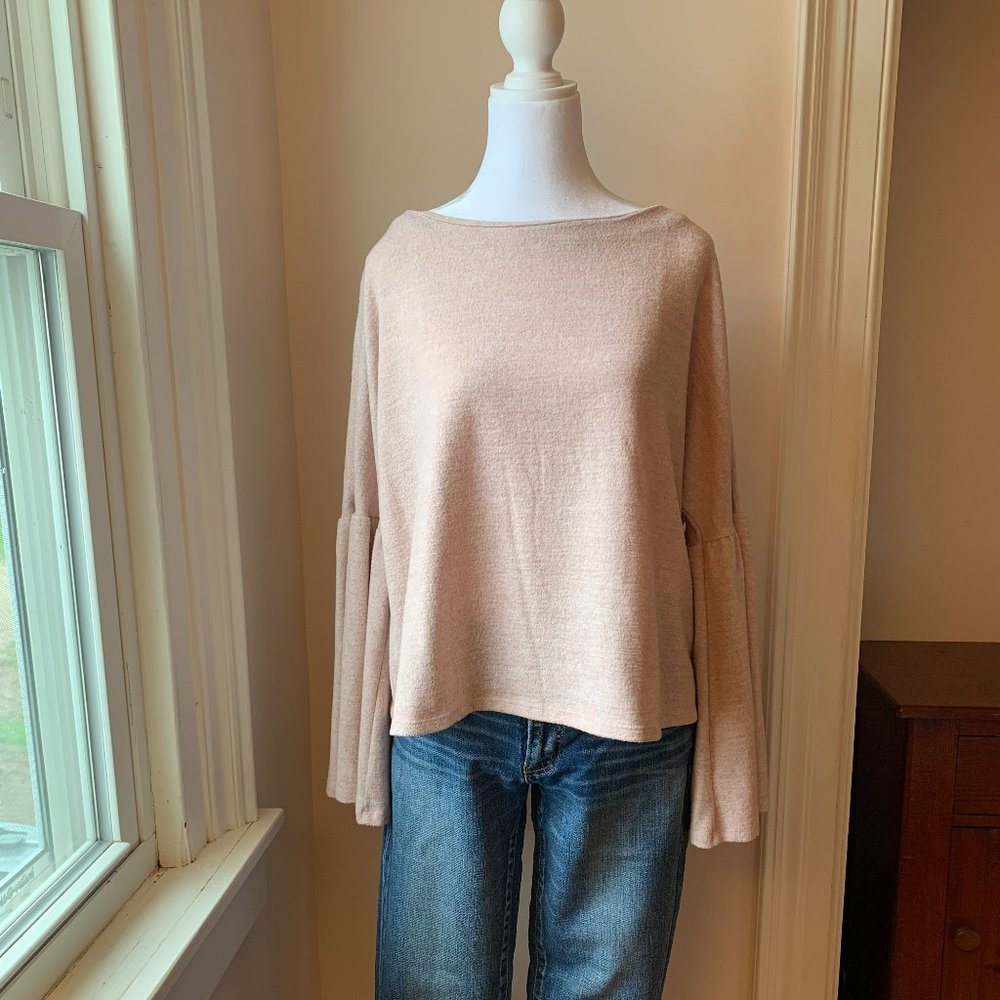 Mango Pink Soft Lightweight Fleece Top in Size Medium
